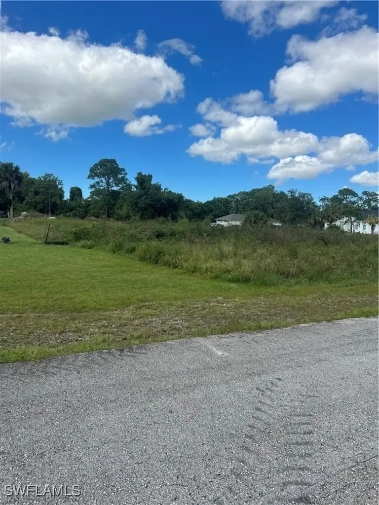 63RD Street SW Naples FL 34105