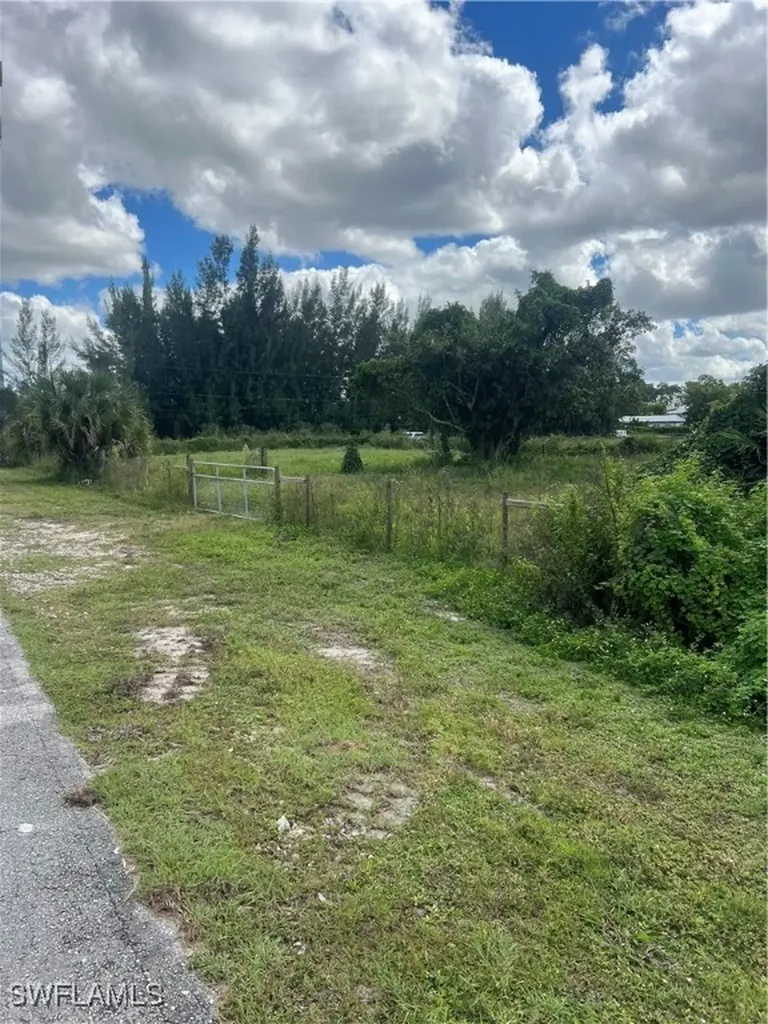 63RD Street SW Naples FL 34105
