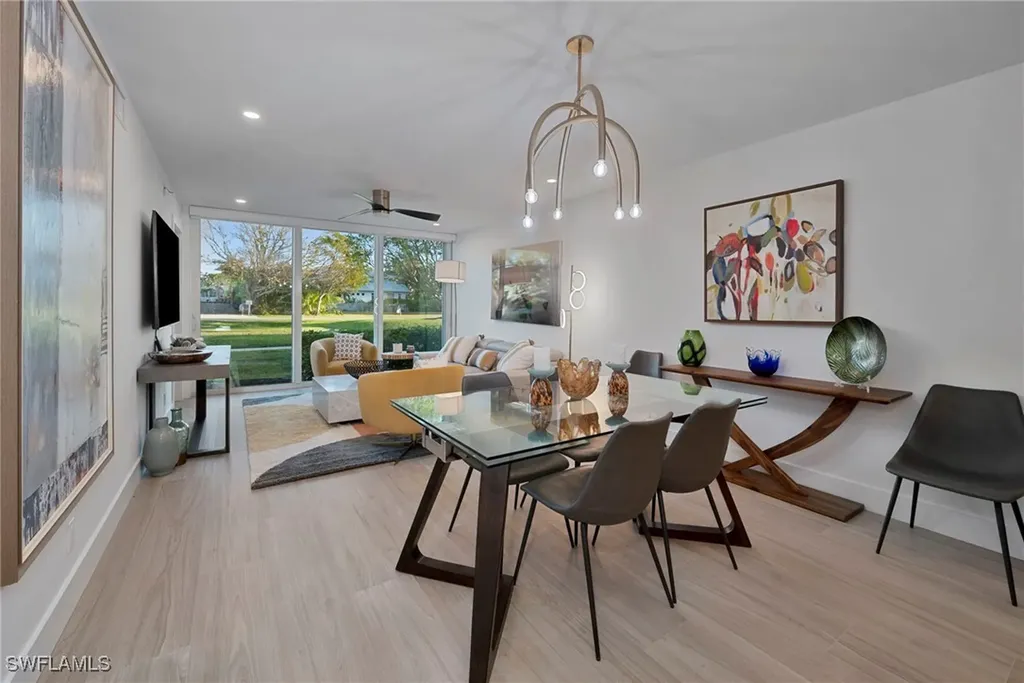 670 Broad Avenue S Naples FL 34102