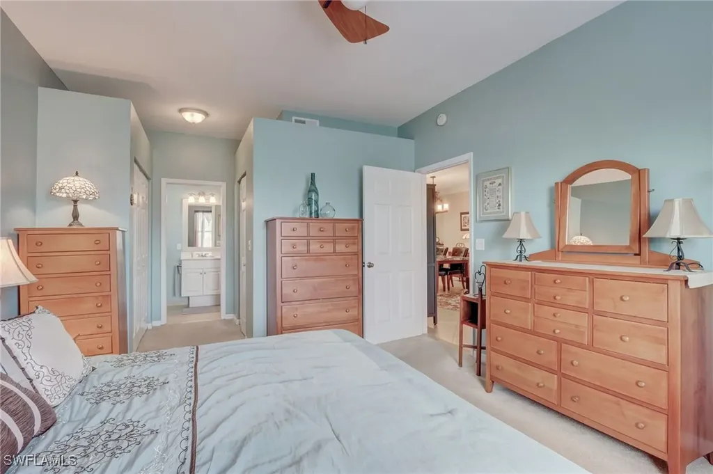 280 Robin Hood Circle Naples FL 34104