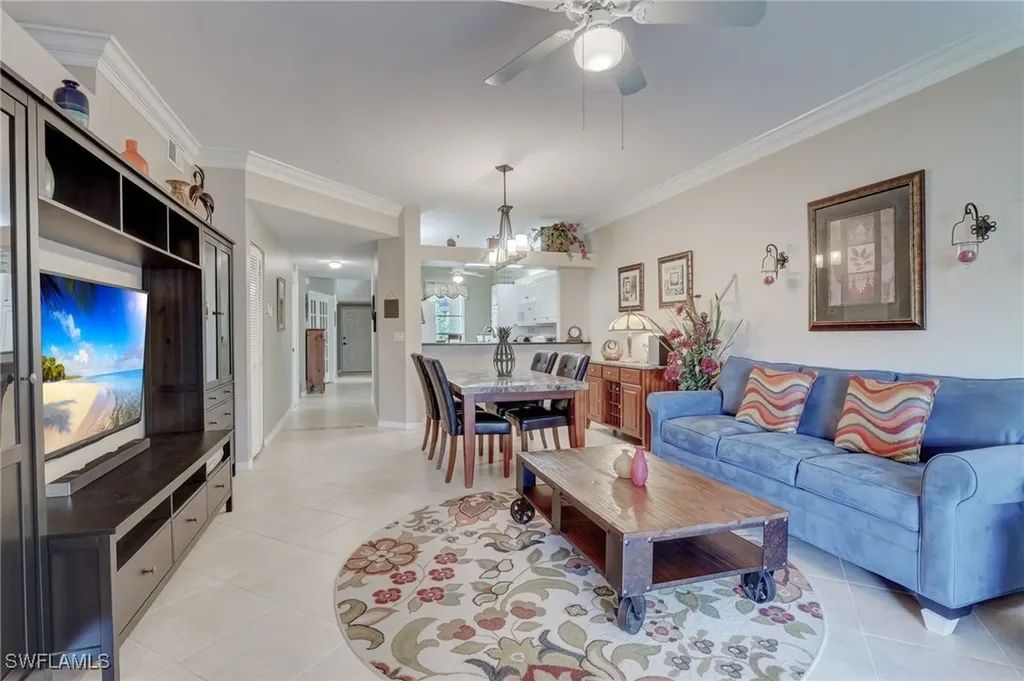 280 Robin Hood Circle Naples FL 34104