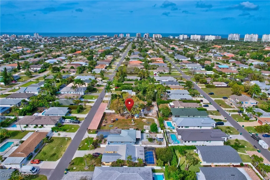 727 & 731 108th Avenue N Naples FL 34108