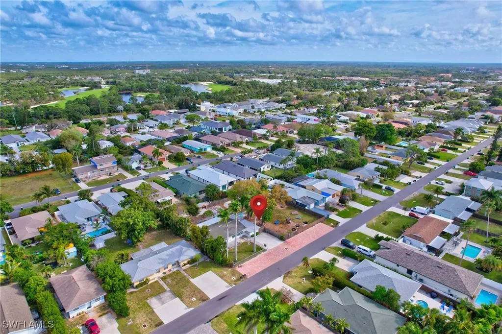 727 & 731 108th Avenue N Naples FL 34108