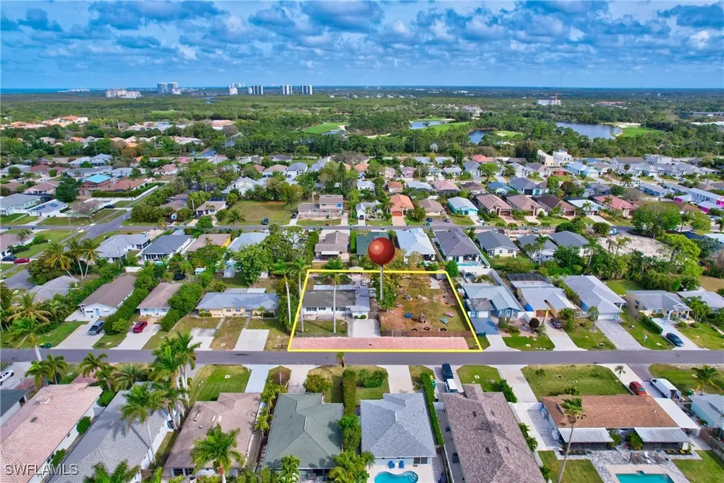 727 & 731 108th Avenue N Naples FL 34108