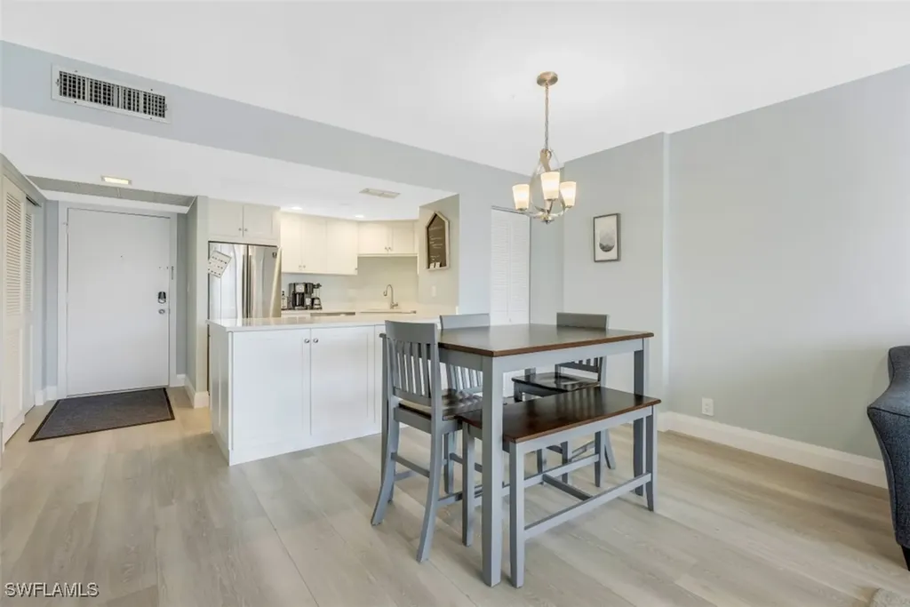 5 Bluebill Avenue Naples FL 34108