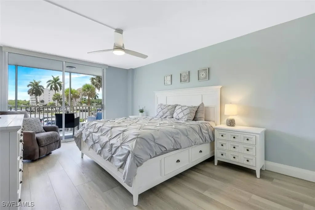 5 Bluebill Avenue Naples FL 34108