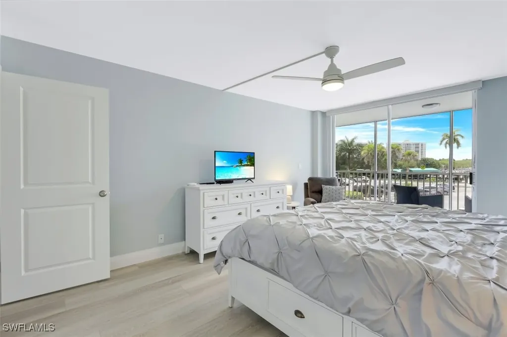 5 Bluebill Avenue Naples FL 34108