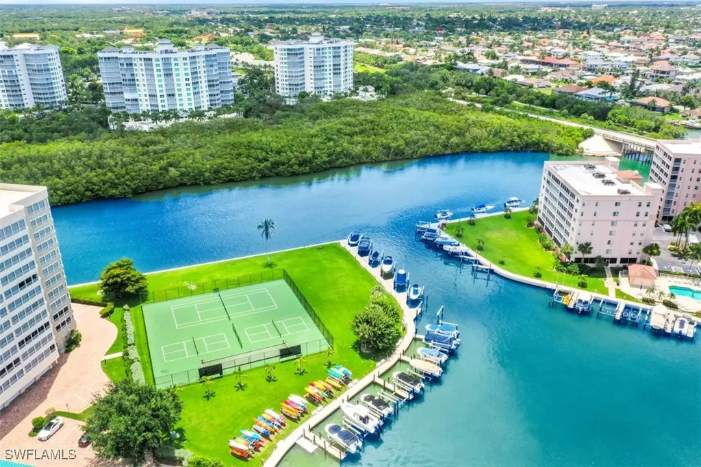5 Bluebill Avenue Naples FL 34108