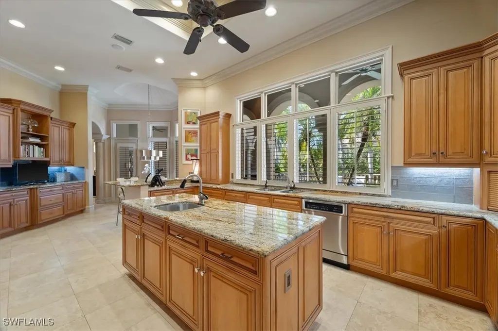 550 21st Avenue S Naples FL 34102