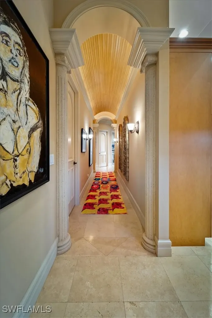 550 21st Avenue S Naples FL 34102