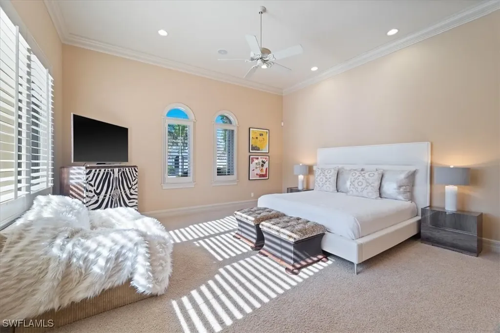 550 21st Avenue S Naples FL 34102