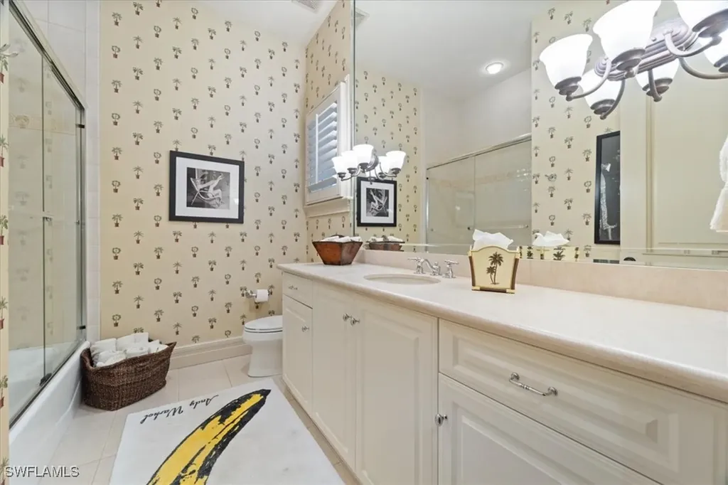 550 21st Avenue S Naples FL 34102