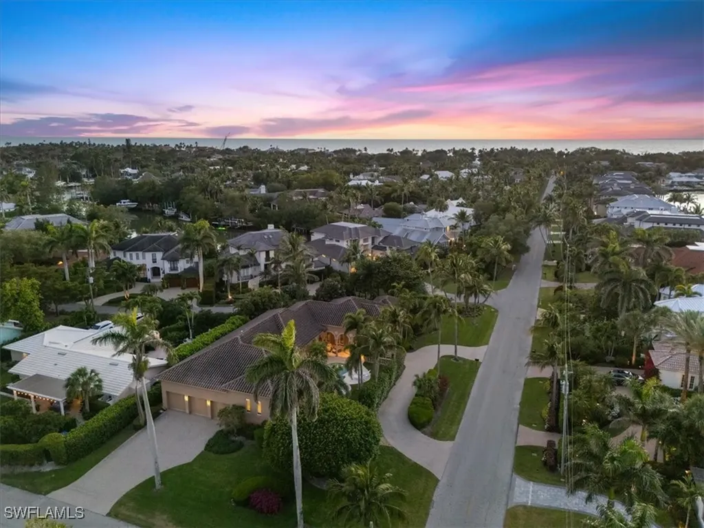 550 21st Avenue S Naples FL 34102