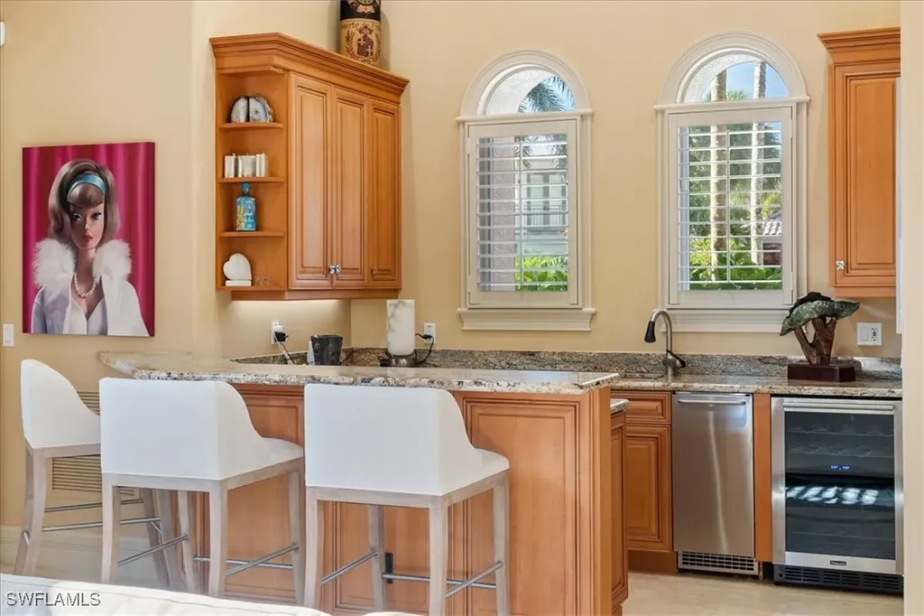 550 21st Avenue S Naples FL 34102