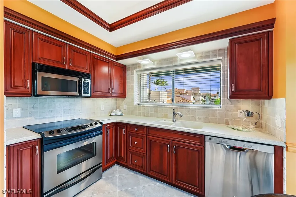 4560 Gulf Shore Boulevard N Naples FL 34103