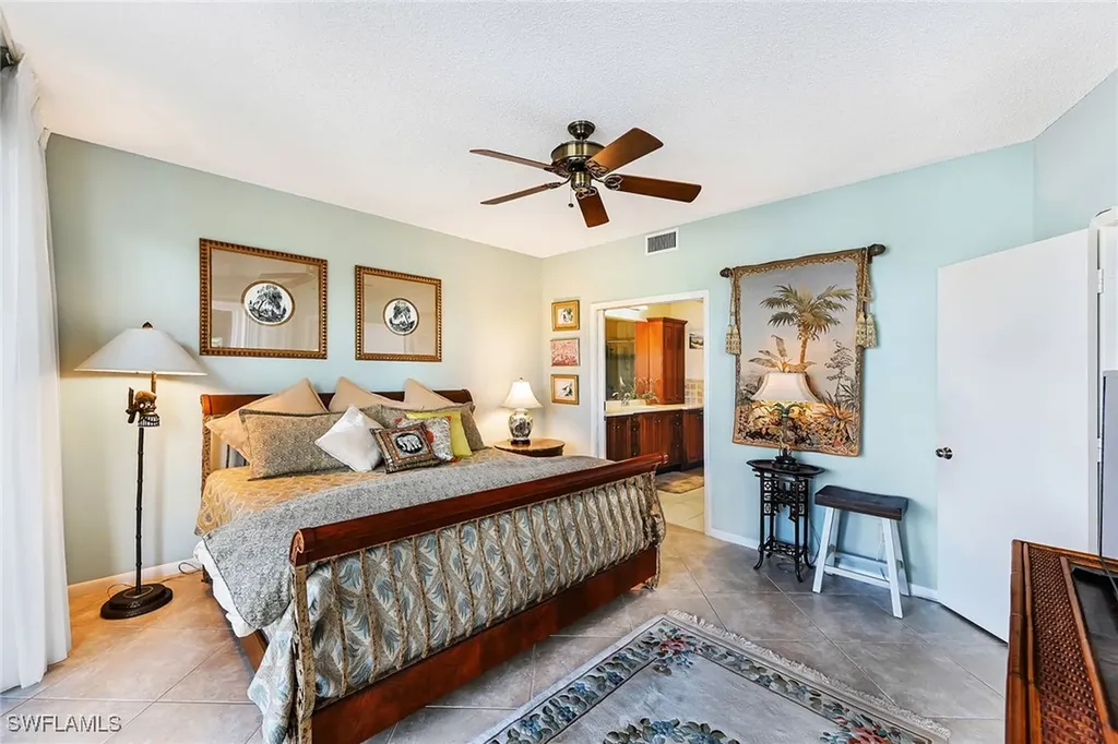 4560 Gulf Shore Boulevard N Naples FL 34103