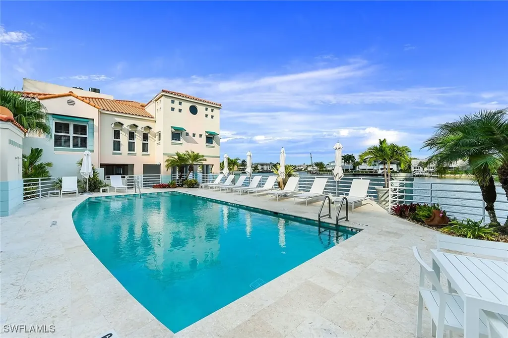 4560 Gulf Shore Boulevard N Naples FL 34103