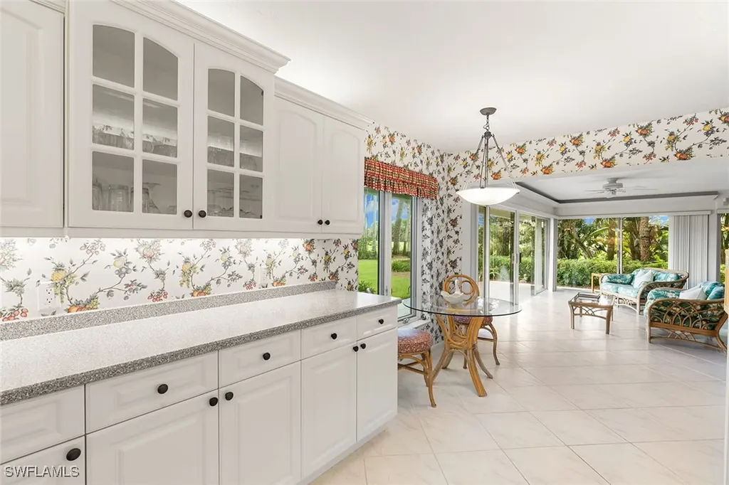 105 Clubhouse Lane Naples FL 34105