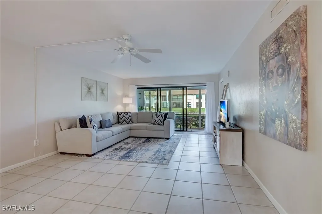 4610 Chantelle Drive Naples FL 34112