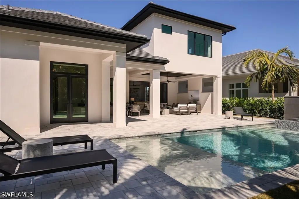 6642 Palisades Avenue Naples FL 34109