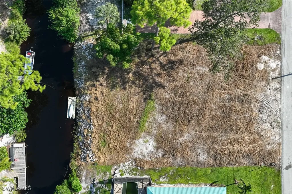 27298 Jolly Roger Lane Bonita Springs FL 34135