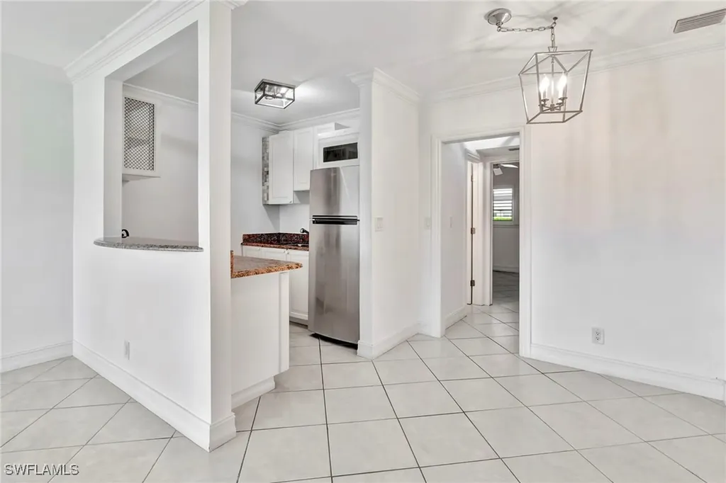 421 12th Avenue S Naples FL 34102