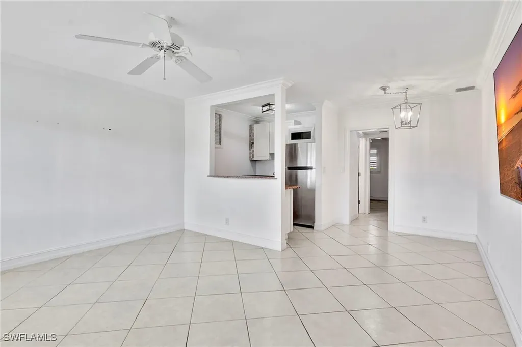 421 12th Avenue S Naples FL 34102