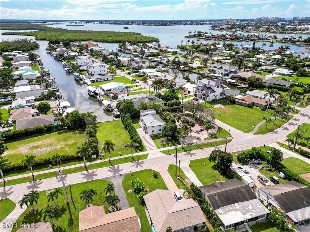 145 Capri Boulevard Naples FL 34113