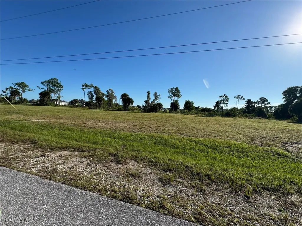 3745 NE 14th Place Cape Coral FL 33909