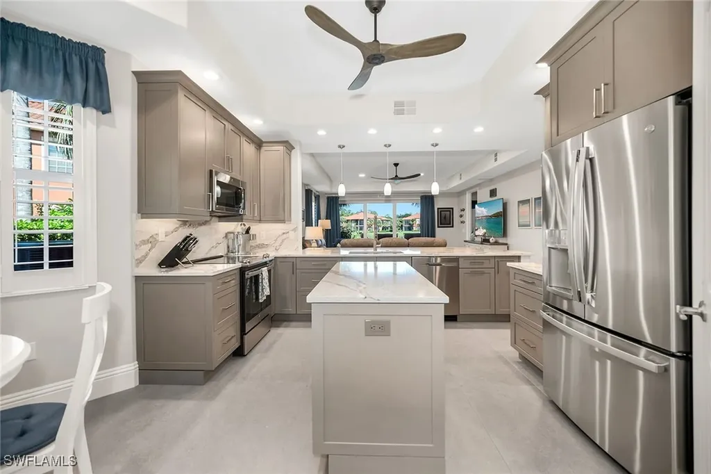 6433 Legacy Circle Naples FL 34113