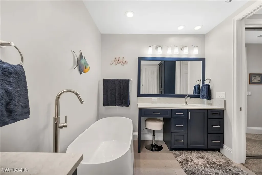 6433 Legacy Circle Naples FL 34113