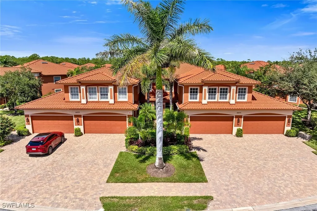 6433 Legacy Circle Naples FL 34113