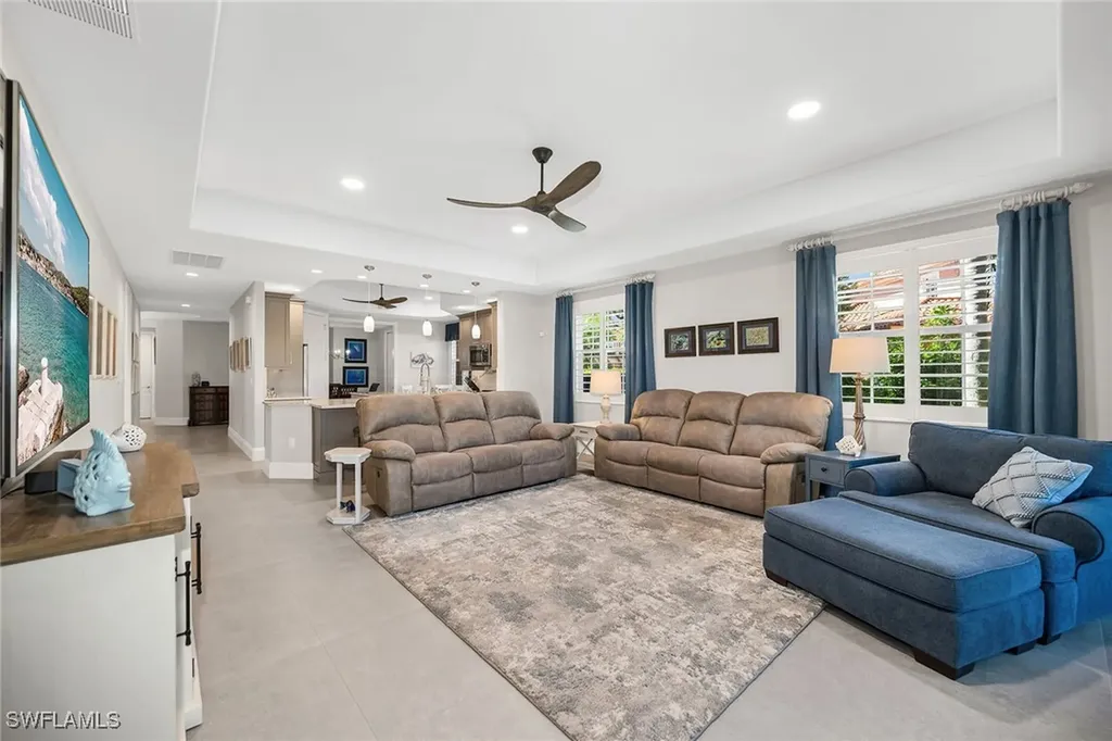 6433 Legacy Circle Naples FL 34113