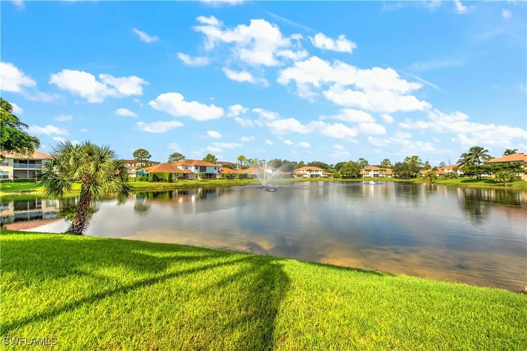 343 Dover Place Naples FL 34104