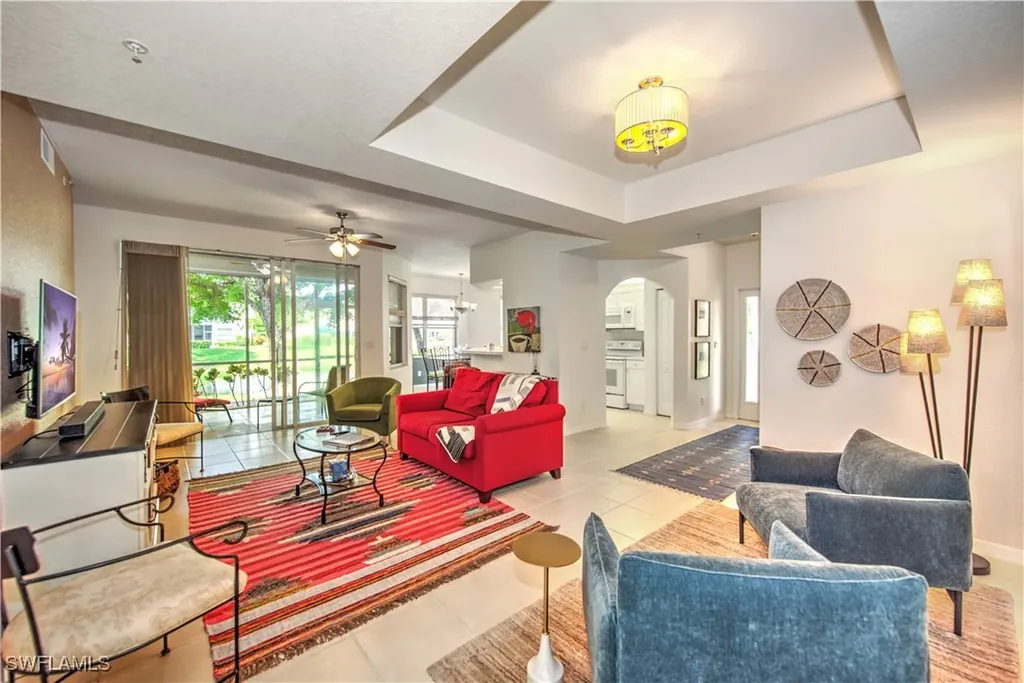 343 Dover Place Naples FL 34104