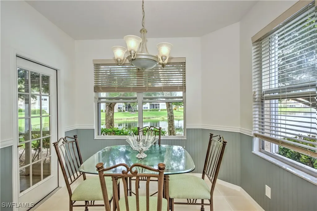 343 Dover Place Naples FL 34104