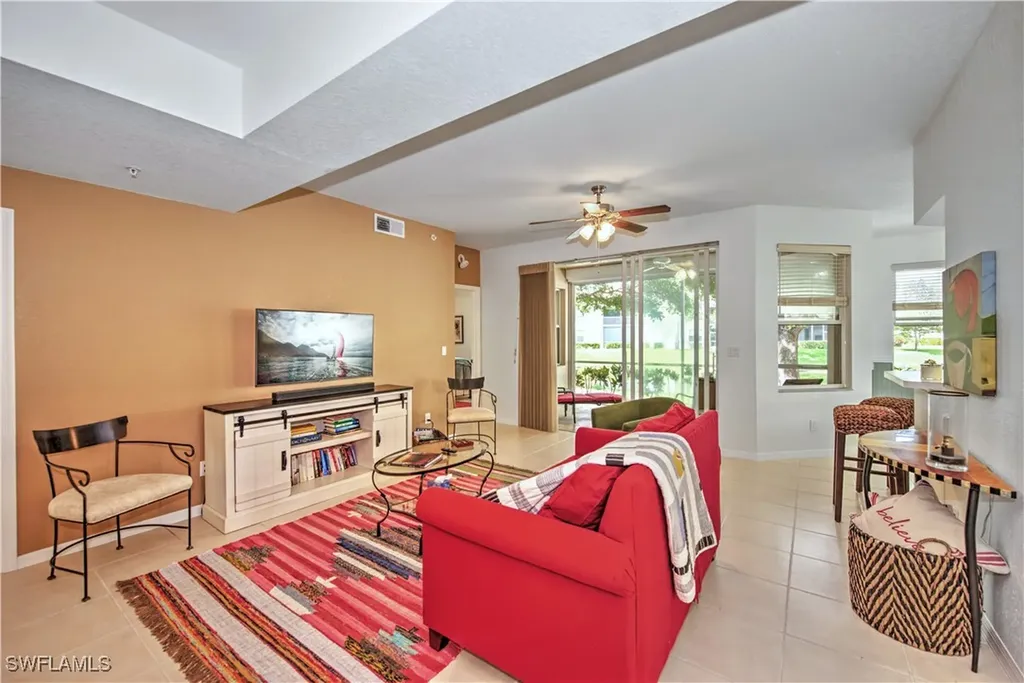343 Dover Place Naples FL 34104
