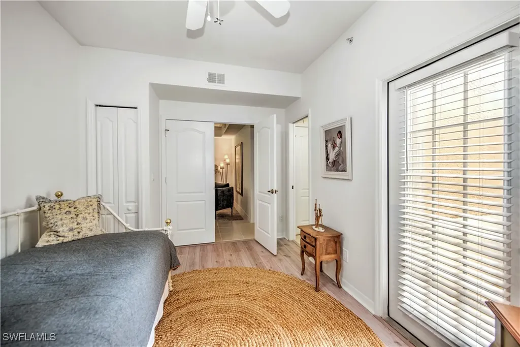 343 Dover Place Naples FL 34104