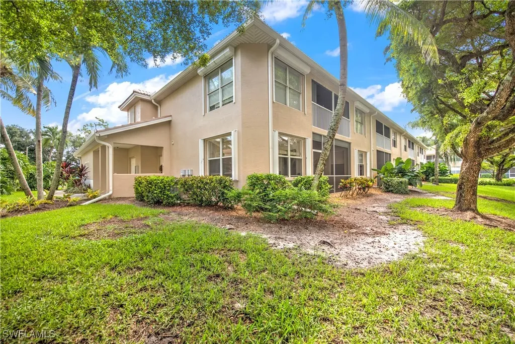 343 Dover Place Naples FL 34104
