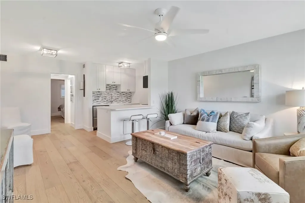 421 12th Avenue S Naples FL 34102