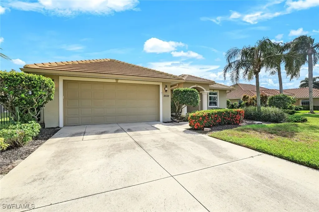 2032 Castle Garden Lane Naples FL 34110