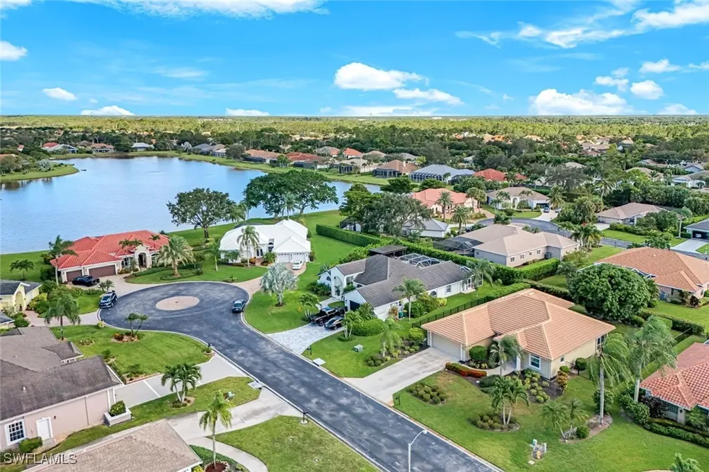 2032 Castle Garden Lane Naples FL 34110