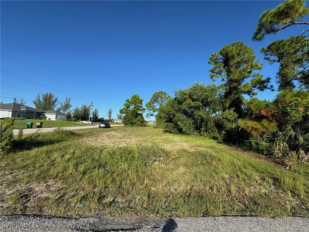1429 NE 37th Street Cape Coral FL 33909