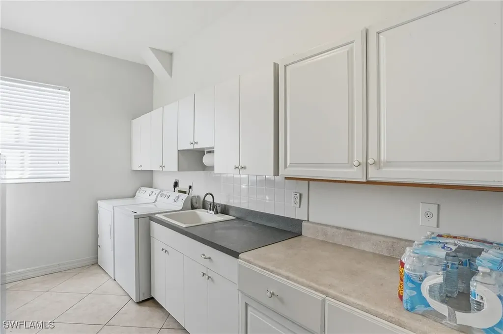 9937 Ortega Lane Bonita Springs FL 34135