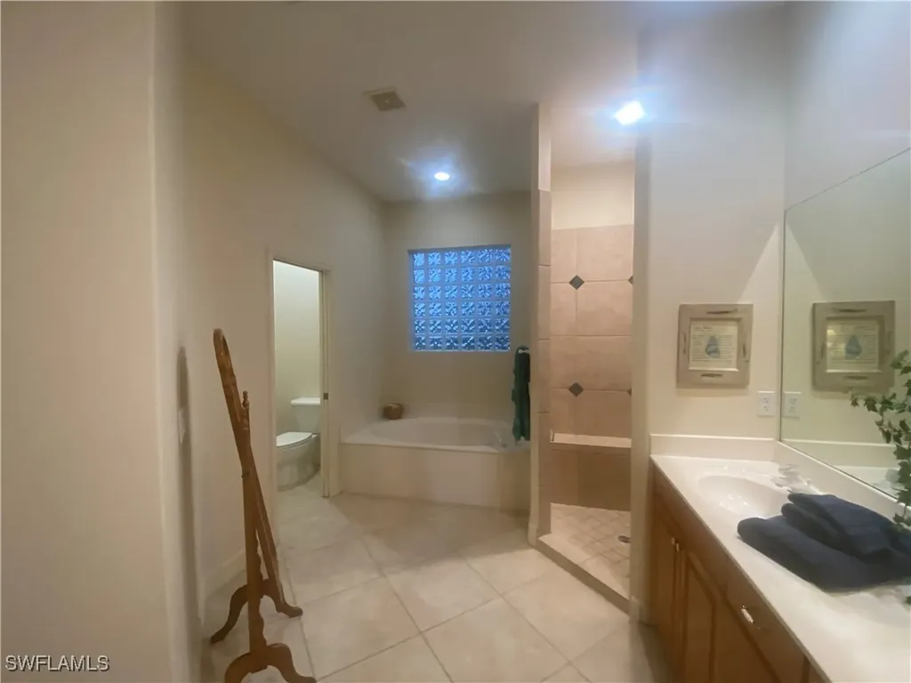 9937 Ortega Lane Bonita Springs FL 34135