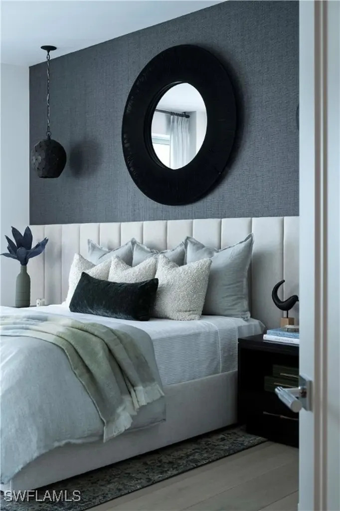 4101 Gulf Shore Boulevard N Naples FL 34103