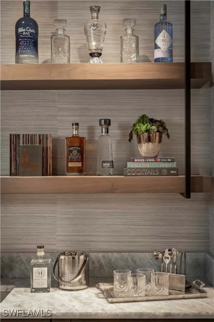 4101 Gulf Shore Boulevard N Naples FL 34103