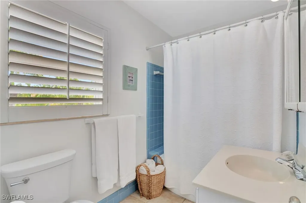 285 8th Avenue S Naples FL 34102