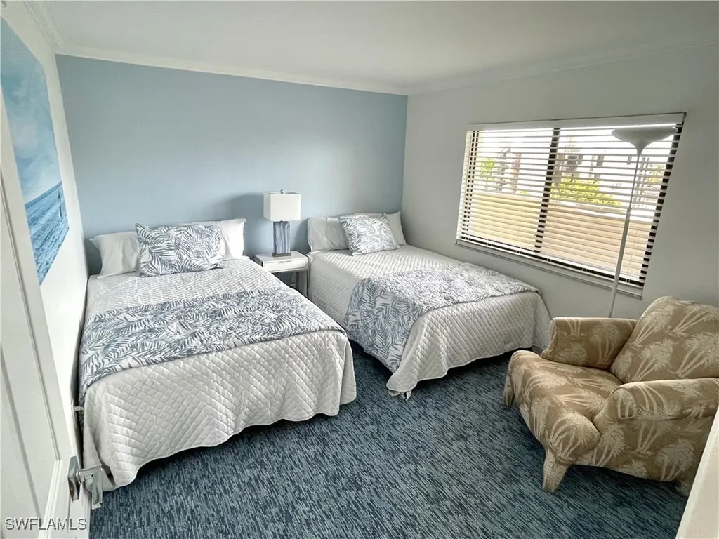 10525 Gulf Shore Drive Naples FL 34108
