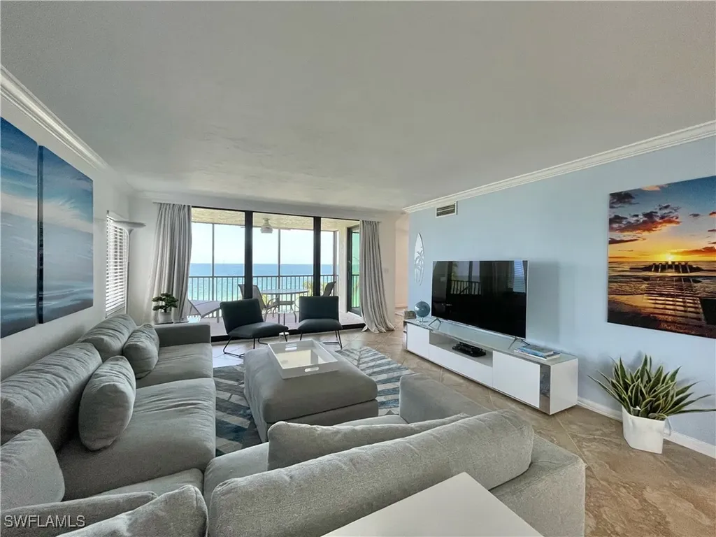 10525 Gulf Shore Drive Naples FL 34108